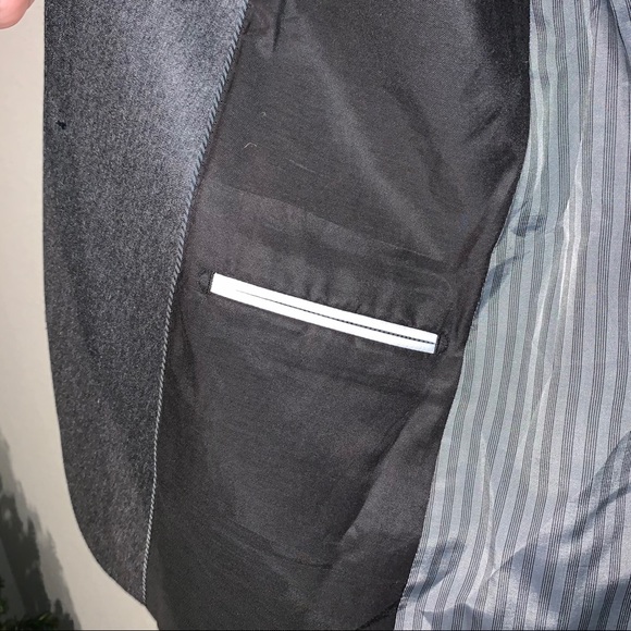 Banana Republic Tollegno 1900 wool cashmere suit - Picture 10 of 13